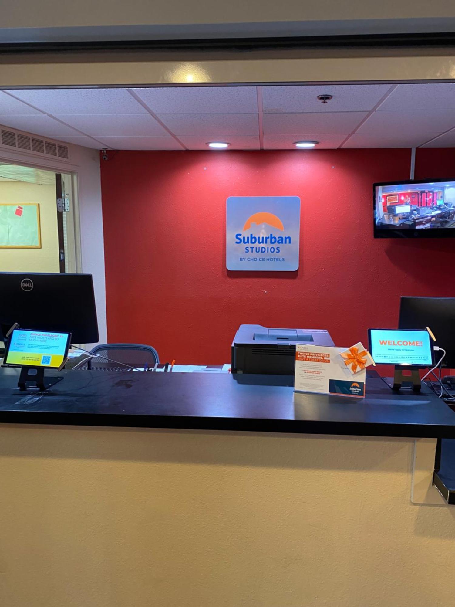 Suburban Studios Auburn Hills - Detroit Eksteriør billede